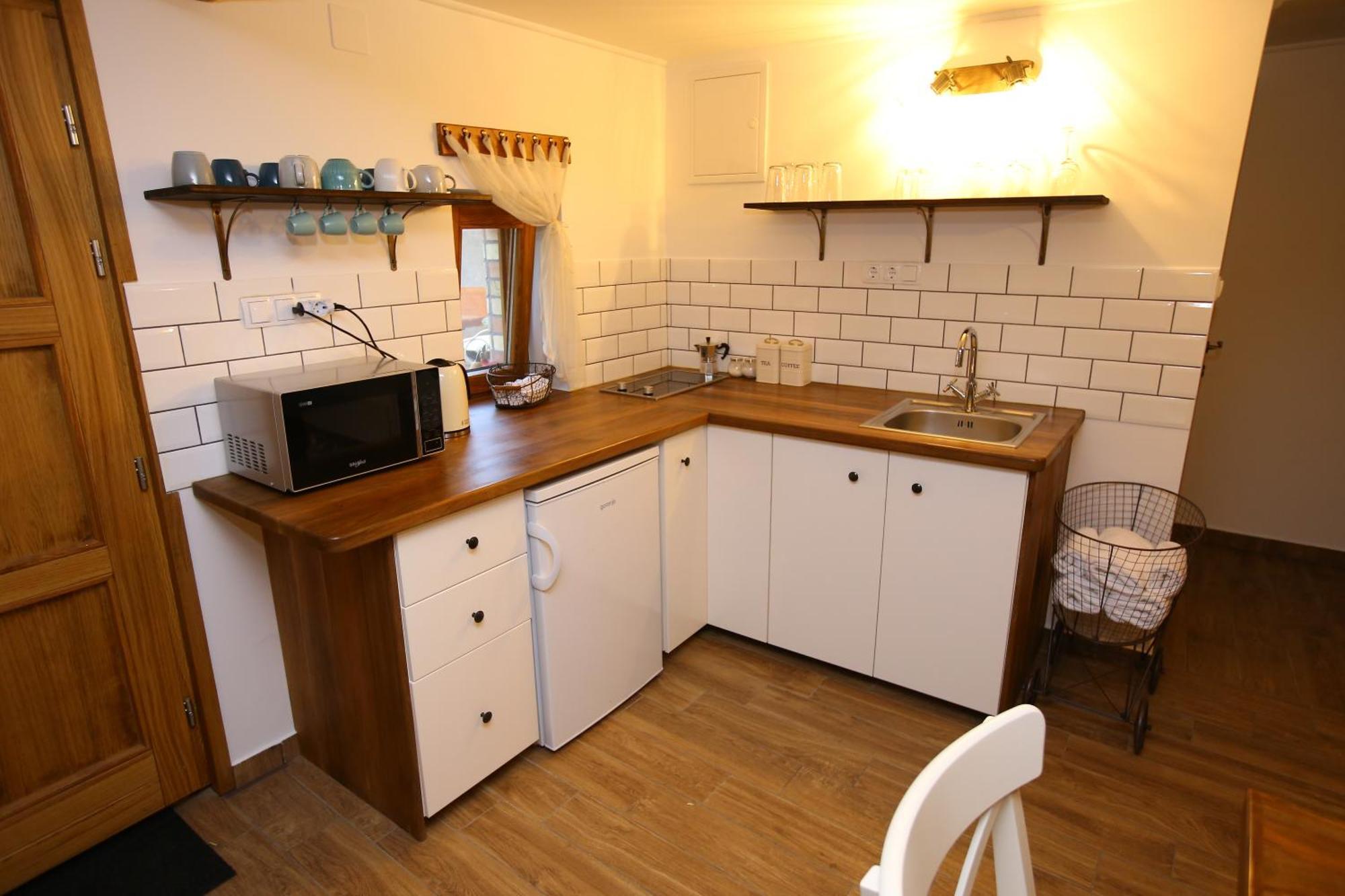 Góhér pince és vendégház Apartamento Csaszartoltes Exterior foto